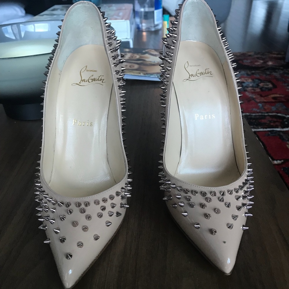 Authentic Christian Louboutin Escarpic Spike Pump